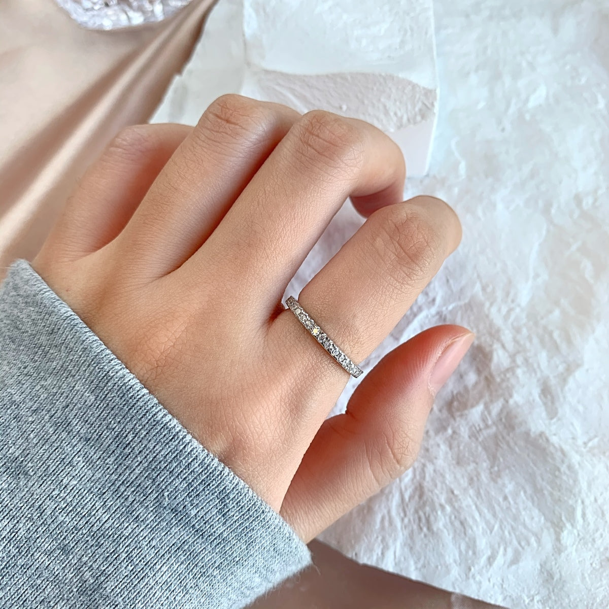 [Vivid Aurora]Delicate Sparkling Round Cut Daily Ring